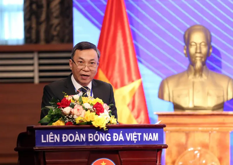 Ông Trần Quốc Tuấn trở thành Chủ tịch LĐBĐVN khóa IX (nhiệm kỳ 2022-2026) - Ảnh 1. Ông Trần Quốc Tuấn trở thành Chủ tịch LĐBĐVN khóa IX (nhiệm kỳ 2022-2026) - Ảnh 1.