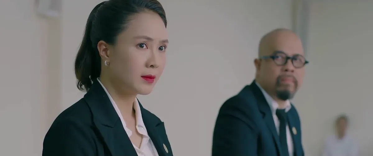 H&agrave;nh tr&igrave;nh c&ocirc;ng l&yacute; - Tập 15: Phương c&oacute; qu&yacute; nh&acirc;n ph&ugrave; trợ v&agrave;o ph&uacute;t ch&oacute;t - Ảnh 2.