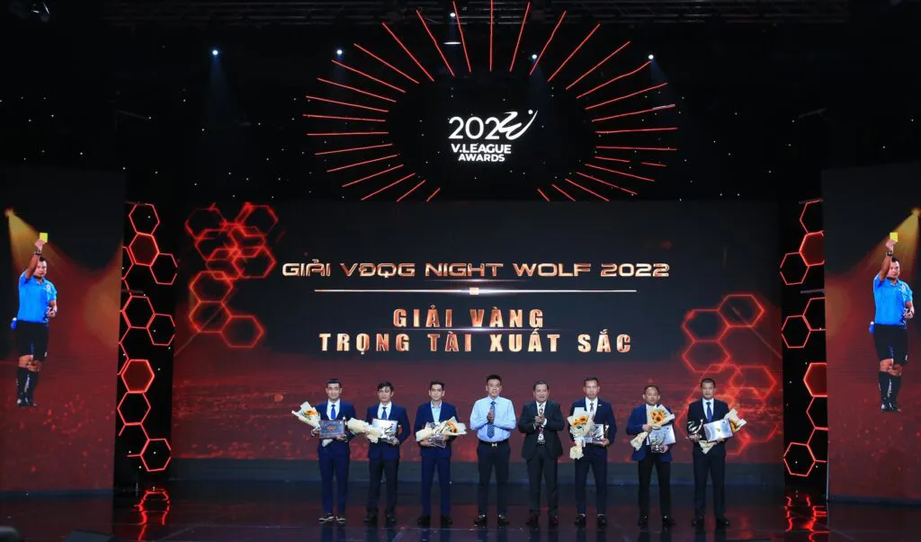 V.League Awards 2022: Tôn vinh và tỏa sáng các danh hiệu! - Ảnh 6. V.League Awards 2022: Tôn vinh và tỏa sáng các danh hiệu! - Ảnh 6.