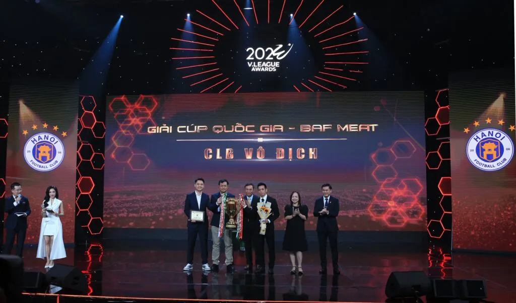 V.League Awards 2022: Tôn vinh và tỏa sáng các danh hiệu! - Ảnh 10. V.League Awards 2022: Tôn vinh và tỏa sáng các danh hiệu! - Ảnh 10.