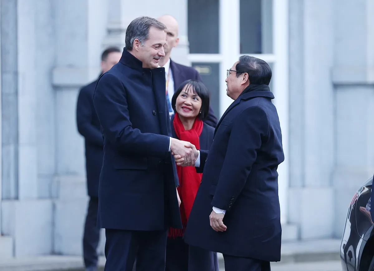 Lễ đ&oacute;n Thủ tướng Phạm Minh Ch&iacute;nh thăm ch&iacute;nh thức Vương quốc Bỉ - Ảnh 1.