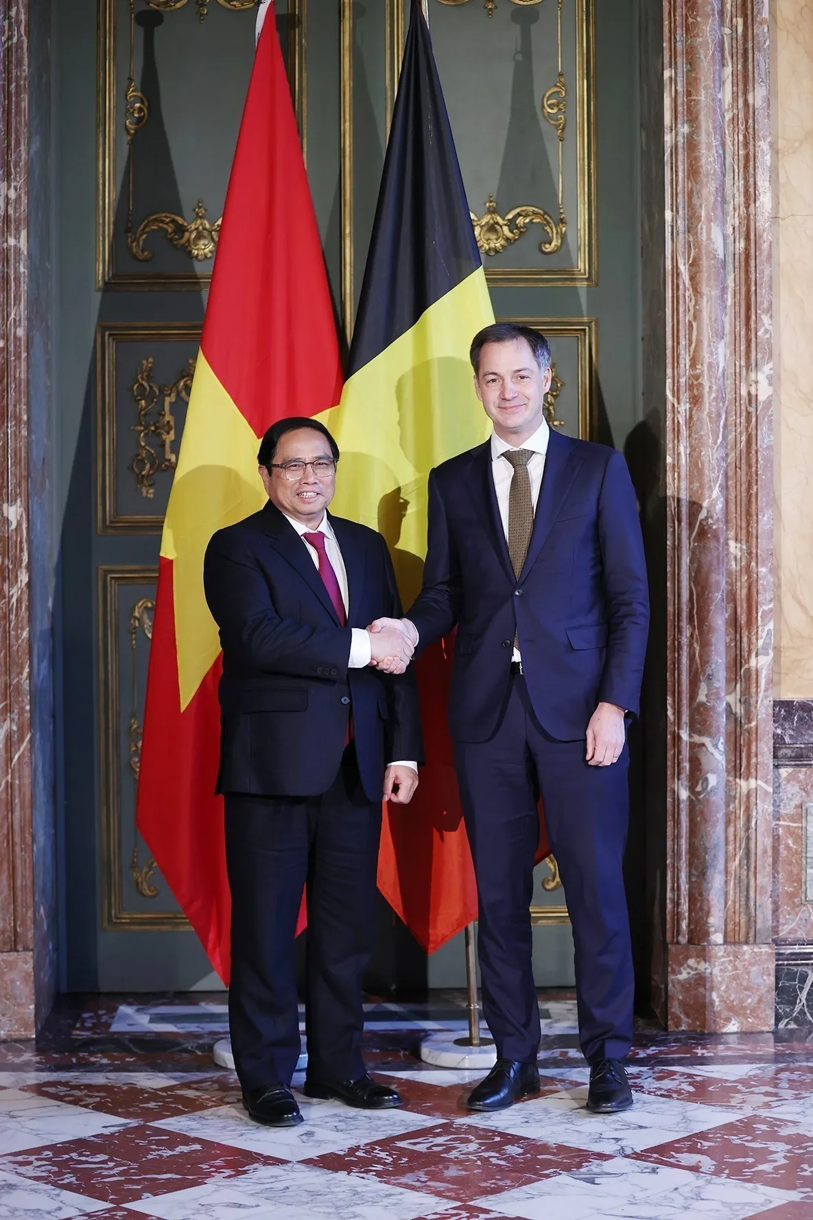 Lễ đ&oacute;n Thủ tướng Phạm Minh Ch&iacute;nh thăm ch&iacute;nh thức Vương quốc Bỉ - Ảnh 6.