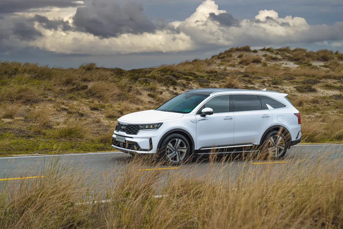 Th&ecirc;m lựa chọn xe hybrid cho người d&ugrave;ng Việt Nam - Ảnh 1.