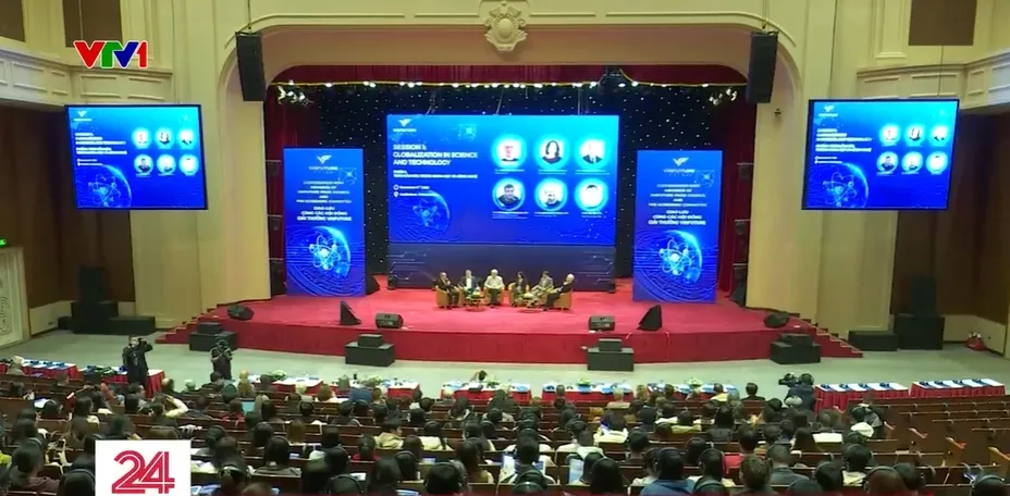 Giao lưu c&ugrave;ng c&aacute;c nh&agrave; khoa học giải thưởng VinFuture - Ảnh 1.