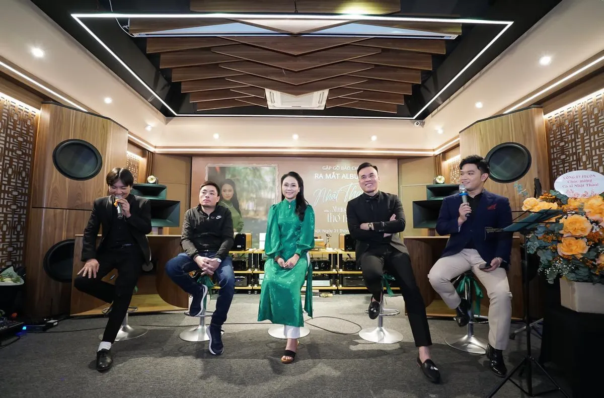 Anh Thơ chờ dịp đứng chung s&acirc;n khấu c&ugrave;ng học tr&ograve; Nhật Thảo - Ảnh 1.