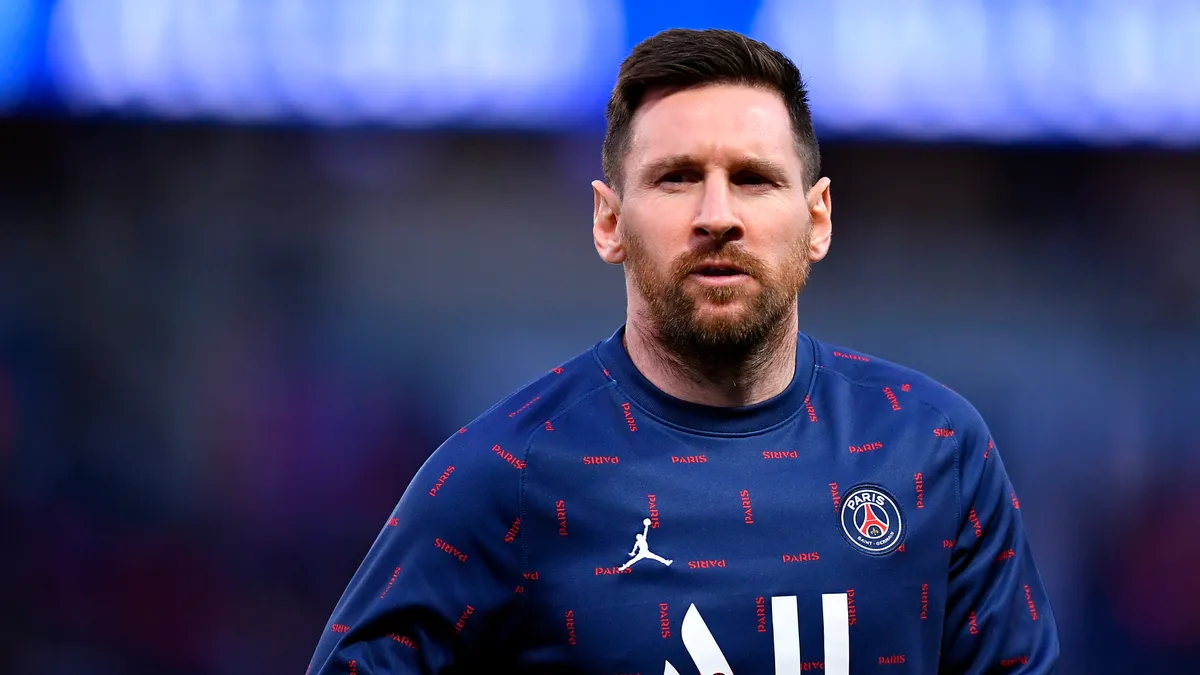 Doanh thu bán áo đấu của PSG tăng mạnh sau World Cup - Ảnh 2.