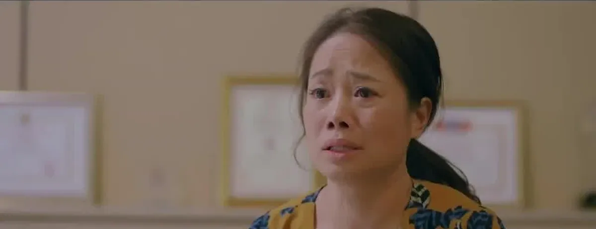H&agrave;nh tr&igrave;nh c&ocirc;ng l&yacute; - Tập 26: Phương lại rủ l&ograve;ng thương người, t&iacute;nh l&agrave;m luật sư tốt bụng tiếp - Ảnh 2.