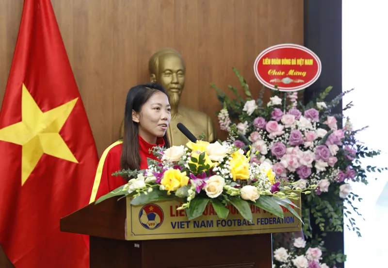 ĐT nữ Việt Nam nhận mưa quà tặng sau khi giành vé dự World Cup - Ảnh 2.