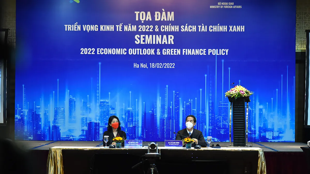 Chuyên gia Standard Chartered dự báo kinh tế Việt Nam tăng trưởng 6,7% trong năm 2022 - Ảnh 3.