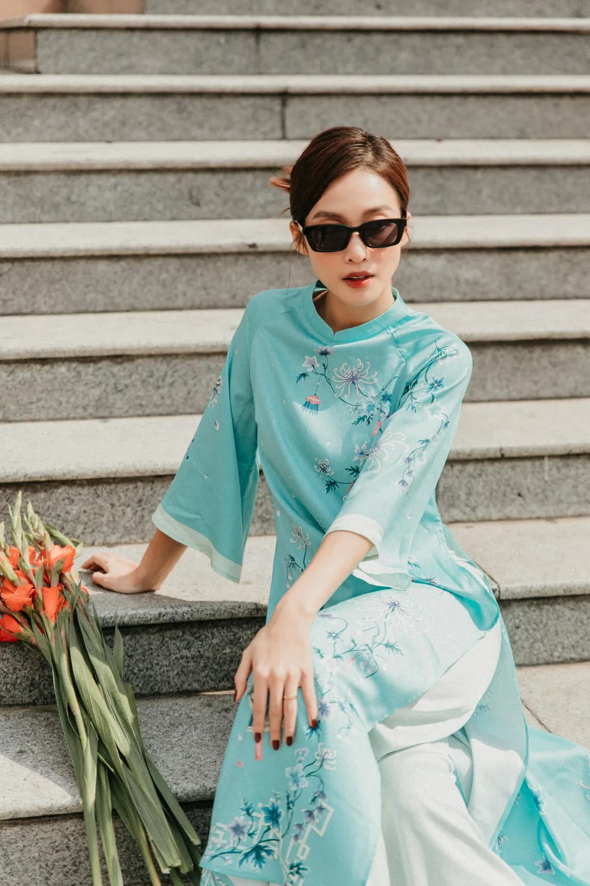 Khả Ng&acirc;n khoe vẻ đẹp dịu d&agrave;ng trong bộ ảnh &aacute;o d&agrave;i - Ảnh 1.