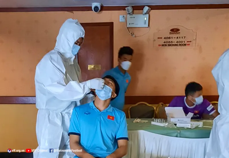 Thêm 6 thành viên của U23 Việt Nam nghi nghiễm Covid-19 - Ảnh 1. Thêm 6 thành viên của U23 Việt Nam nghi nghiễm Covid-19 - Ảnh 1.