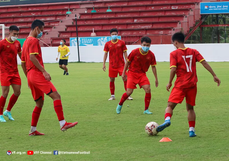 U23 Việt Nam đón tin vui với sự trở lại của 3 cầu thủ - Ảnh 10.
