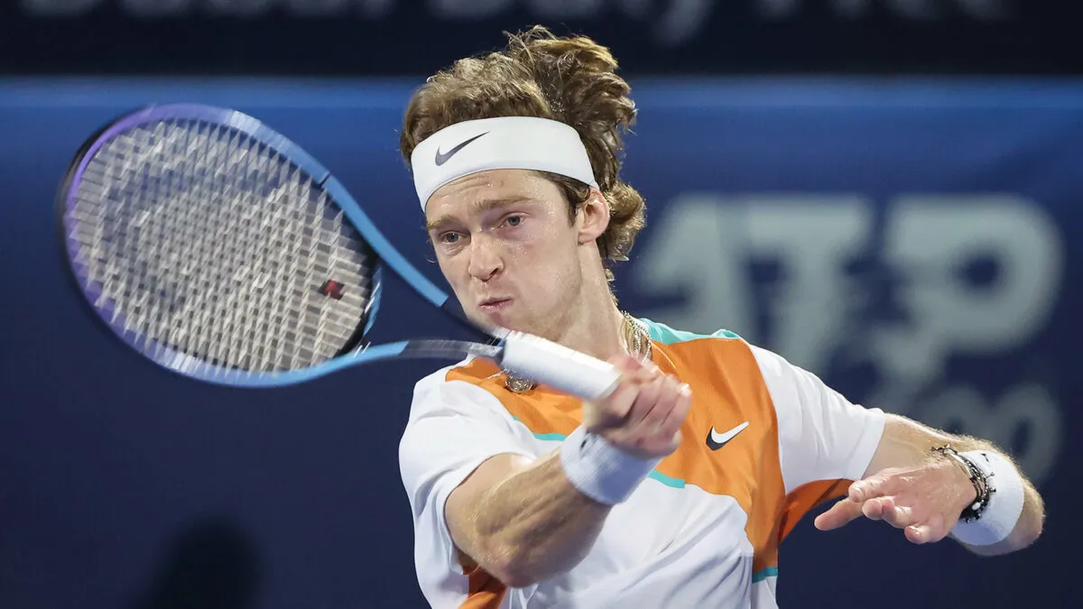 Andrey Rublev vô địch giải quần vợt Dubai Championships 2022 - Ảnh 2. Andrey Rublev vô địch giải quần vợt Dubai Championships 2022 - Ảnh 2.