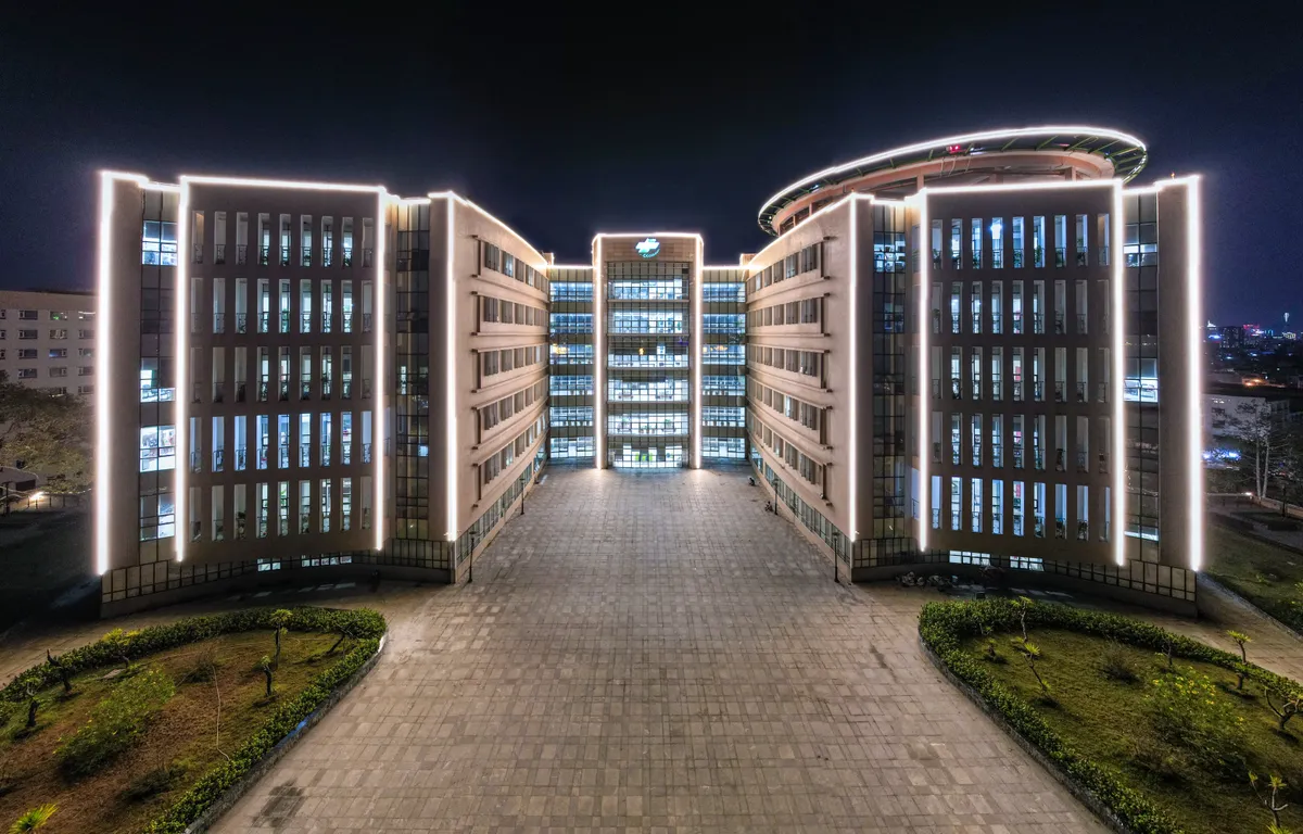 Bệnh viện Quân y 175 - Những khoảnh khắc mùa xuân sau gian khó - Ảnh 7. Bệnh viện Quân y 175 - Những khoảnh khắc mùa xuân sau gian khó - Ảnh 7.