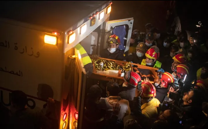 B&eacute; trai 5 tuổi bị mắc kẹt trong giếng tại Morocco tử vong trước khi được giải cứu - Ảnh 2.