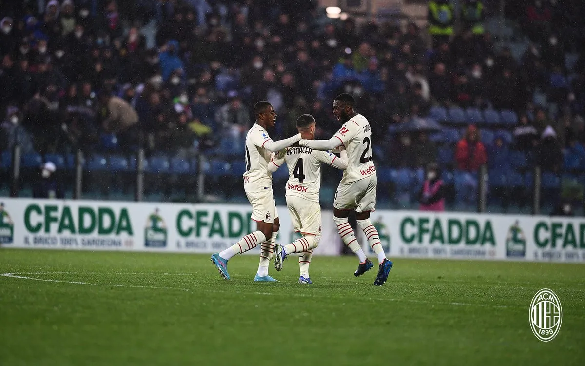 Vòng 30 giải VĐQG Italia Serie A: Inter chia điểm, hụt hơi trước AC Milan và Napoli - Ảnh 3. Vòng 30 giải VĐQG Italia Serie A: Inter chia điểm, hụt hơi trước AC Milan và Napoli - Ảnh 3.