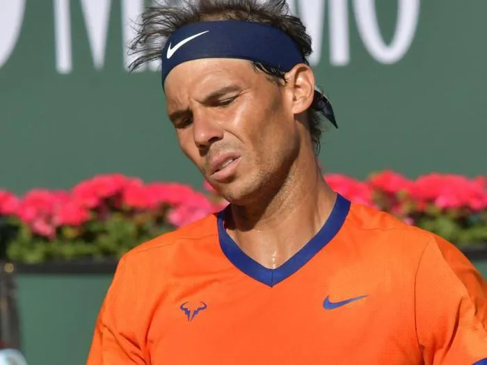 Rafael Nadal bị nứt xương sườn, bỏ lỡ nhiều giải đấu quan trọng - Ảnh 2. Rafael Nadal bị nứt xương sườn, bỏ lỡ nhiều giải đấu quan trọng - Ảnh 2.