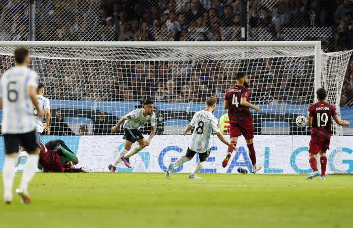 Vòng loại World Cup 2022 | Messi tỏa sáng, Argentina thắng nhàn Venezuela - Ảnh 2. Vòng loại World Cup 2022 | Messi tỏa sáng, Argentina thắng nhàn Venezuela - Ảnh 2.