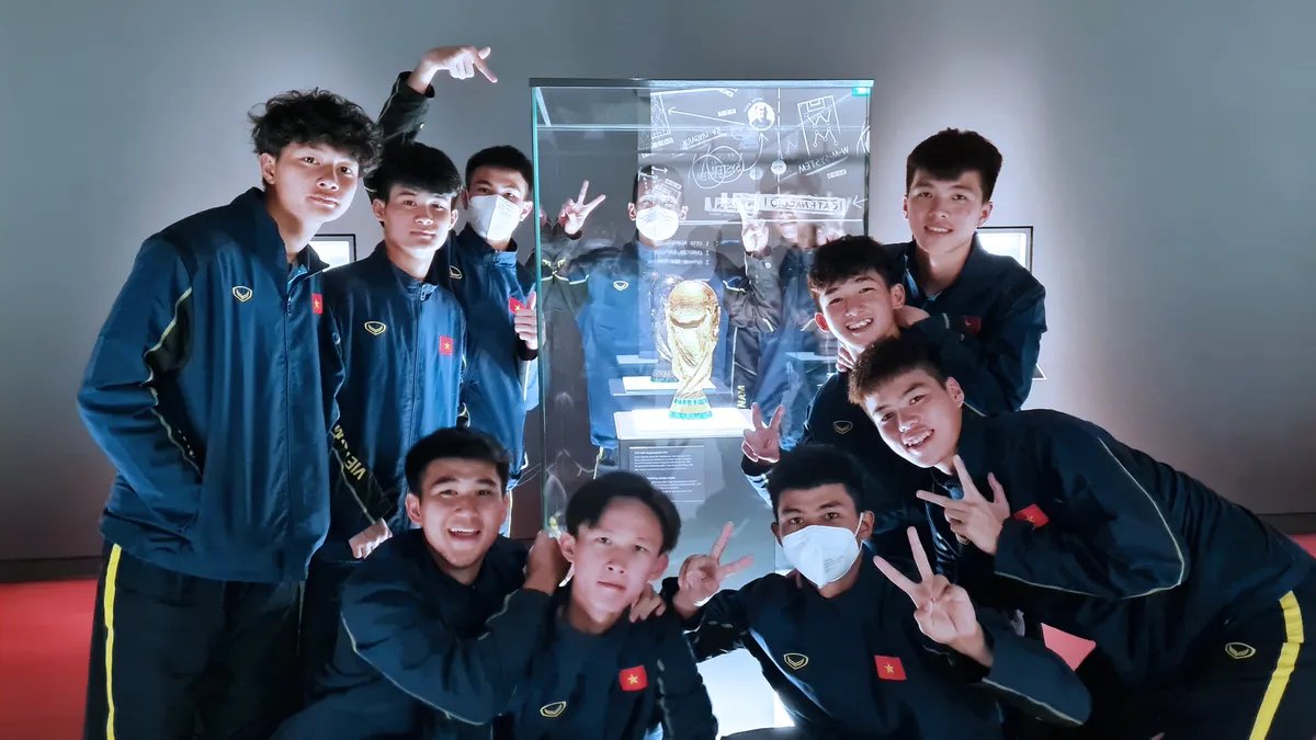 Đội tuyển U17 Việt Nam và tuần tập huấn đáng nhớ tại Dortmund - Ảnh 5. Đội tuyển U17 Việt Nam và tuần tập huấn đáng nhớ tại Dortmund - Ảnh 5.