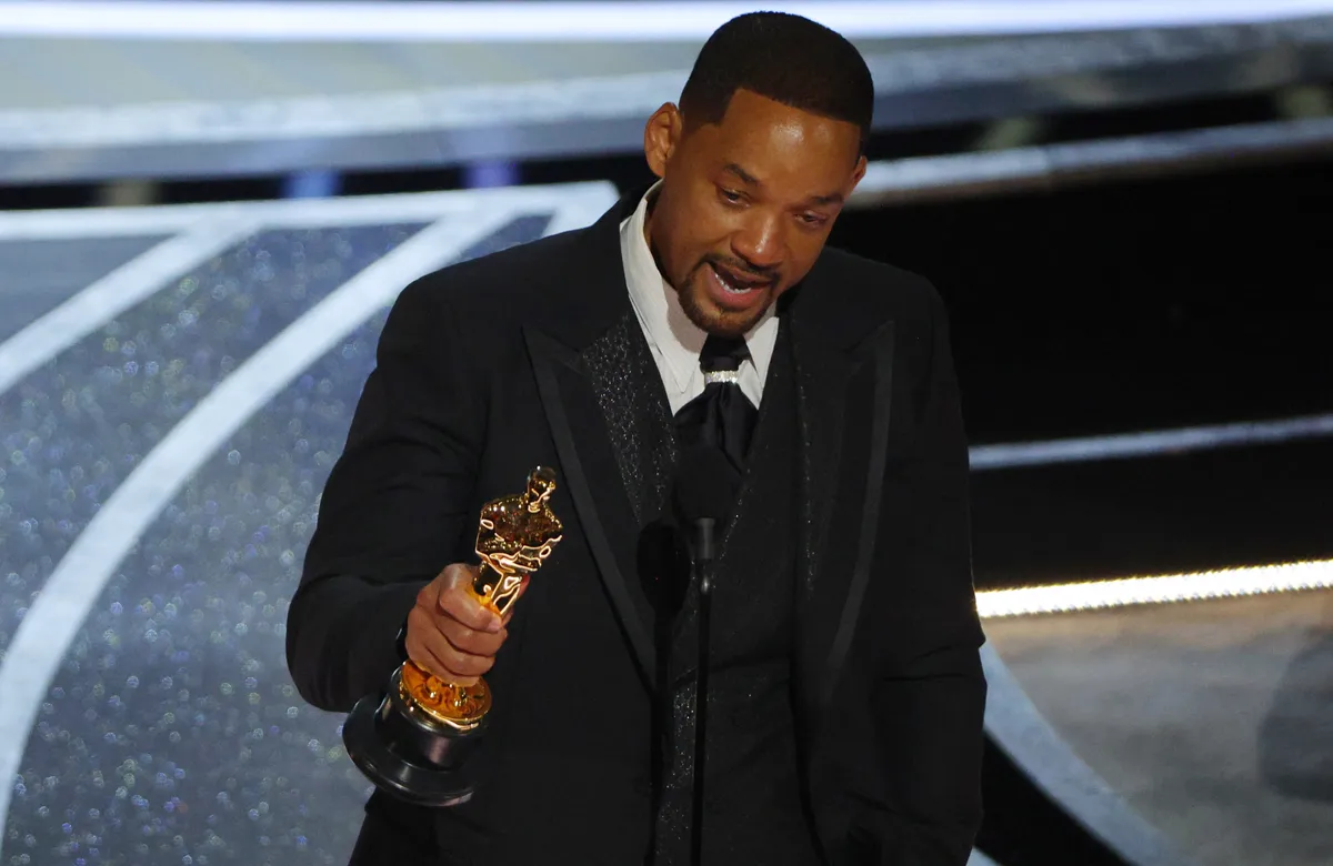 Cái tát của Will Smith tại Oscar 2022: Bạo lực thiếu suy nghĩ hay cảm xúc chân thật? - Ảnh 1.