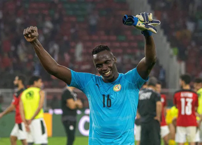 Salah đá hỏng luân lưu, Ai Cập mất vé World Cup cho Senegal - Ảnh 2. Salah đá hỏng luân lưu, Ai Cập mất vé World Cup cho Senegal - Ảnh 2.