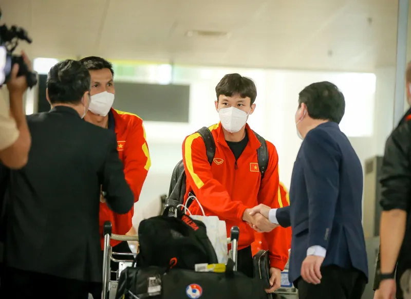 ĐT Việt Nam về nước, kết thúc hành trình lịch sử tại Vòng loại thứ ba FIFA World Cup 2022 - Ảnh 1. ĐT Việt Nam về nước, kết thúc hành trình lịch sử tại Vòng loại thứ ba FIFA World Cup 2022 - Ảnh 1.