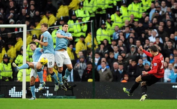 Top 5 trận derby thành Manchester trong lịch sử Ngoại Hạng Anh - Ảnh 2. Top 5 trận derby thành Manchester trong lịch sử Ngoại Hạng Anh - Ảnh 2.
