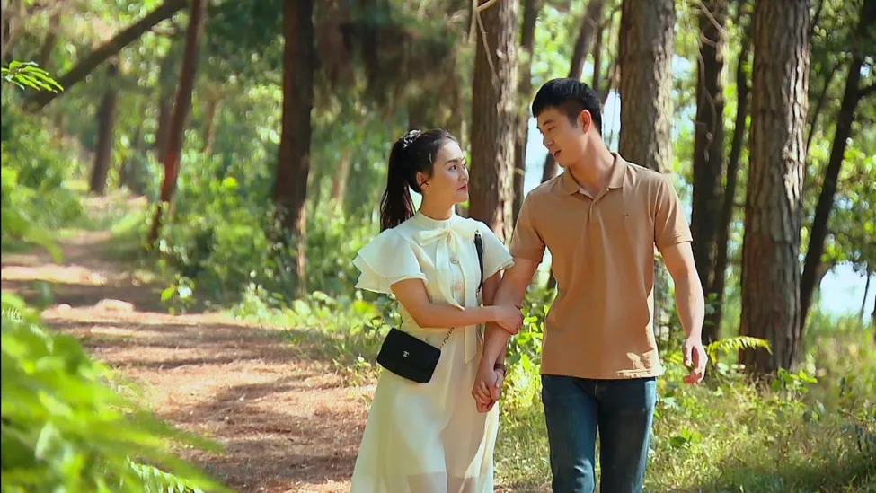 Những mối t&igrave;nh th&ocirc;n qu&ecirc;  được kh&aacute;n giả t&iacute;ch cực đẩy thuyền - Ảnh 3.