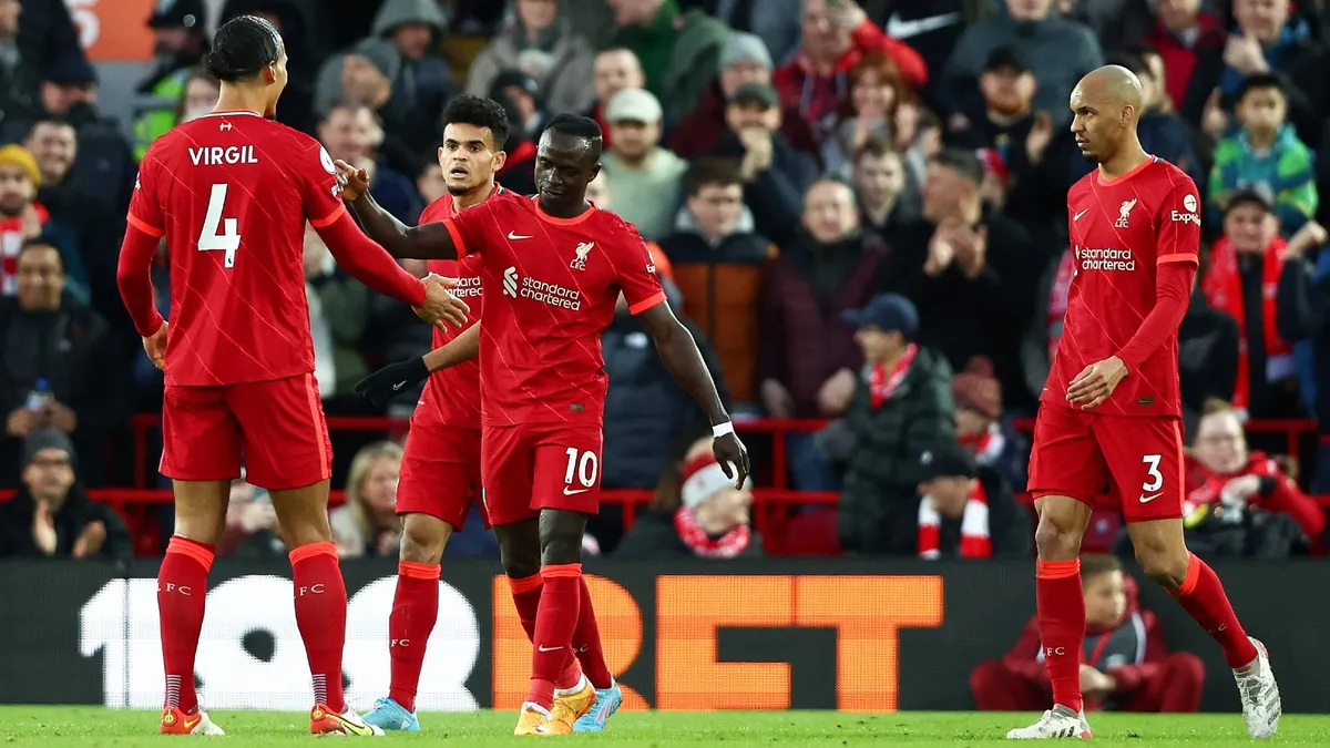 Liverpool và Chelsea cùng giành chiến thắng tại vòng 28 Ngoại hạng Anh - Ảnh 1. Liverpool và Chelsea cùng giành chiến thắng tại vòng 28 Ngoại hạng Anh - Ảnh 1.