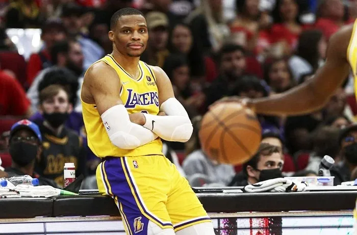 Mùa giải thất bại toàn diện của Los Angeles Lakers - Ảnh 1. Mùa giải thất bại toàn diện của Los Angeles Lakers - Ảnh 1.