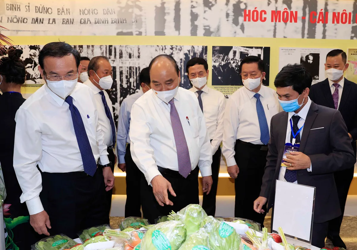 Chủ tịch nước: Phát triển Hóc Môn - Củ Chi để giải bài toán mở rộng không gian phát triển của Thành phố Hồ Chí Minh - Ảnh 2. Chủ tịch nước: Phát triển Hóc Môn - Củ Chi để giải bài toán mở rộng không gian phát triển của Thành phố Hồ Chí Minh - Ảnh 2.