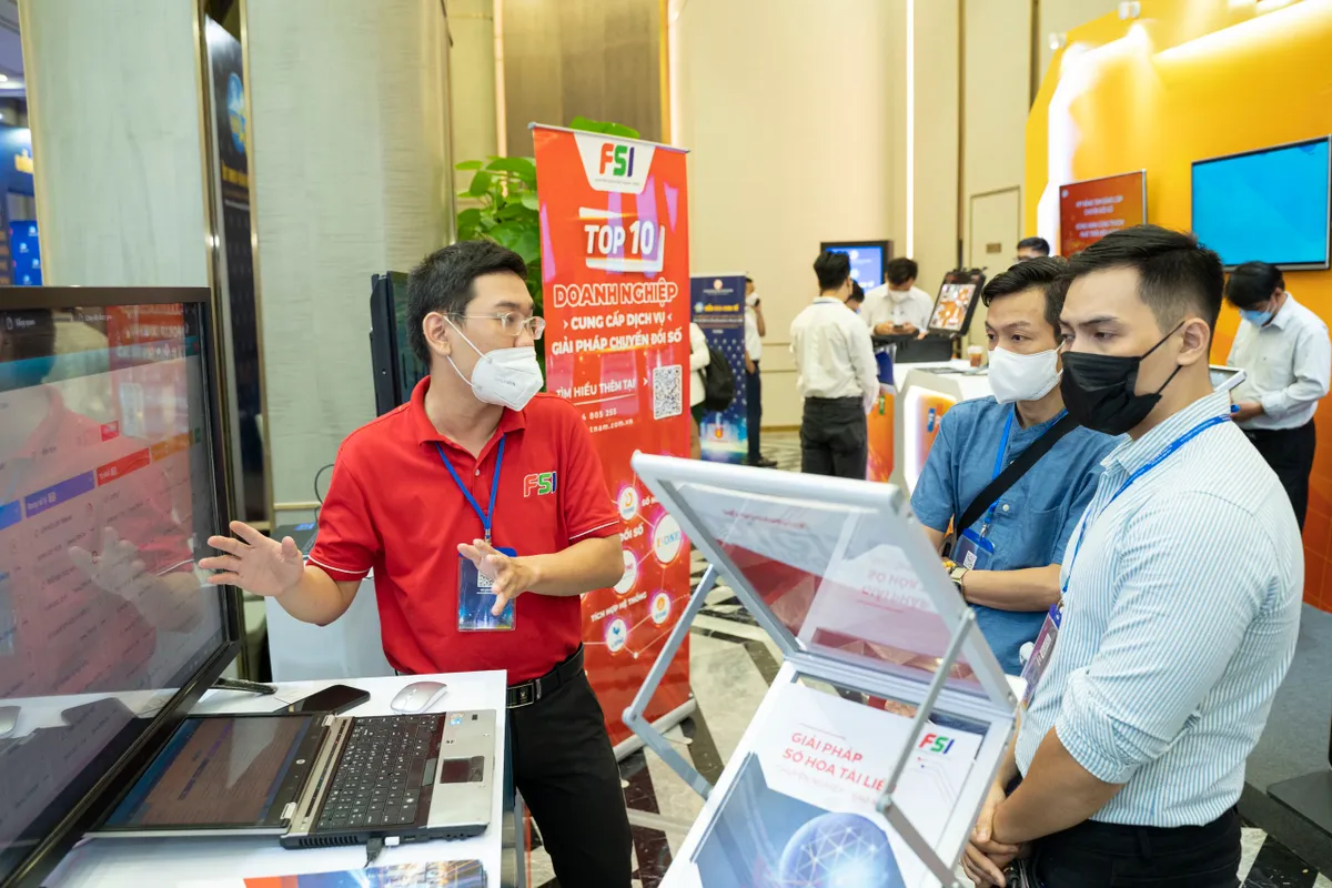 Nhiều giải ph&aacute;p x&acirc;y dựng kinh tế số tại TP Hồ Ch&iacute; Minh - Ảnh 1.