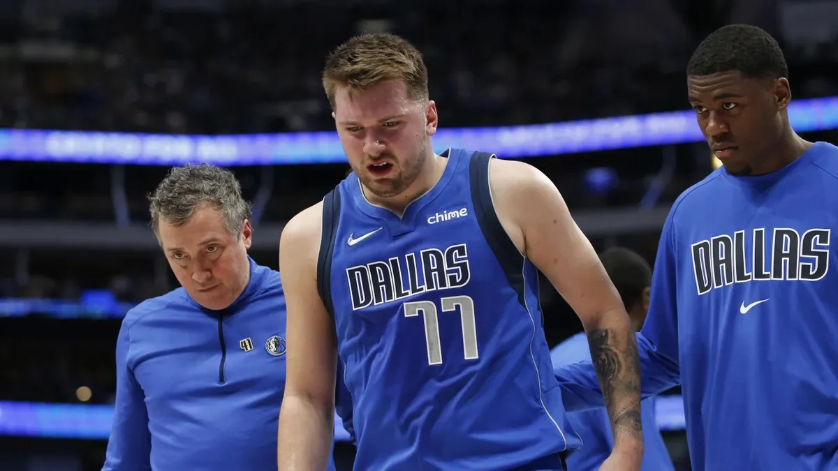 NBA | Curry chưa hoàn toàn bình phục, Luka Doncic bỏ lỡ game 1 play-off - Ảnh 1. NBA | Curry chưa hoàn toàn bình phục, Luka Doncic bỏ lỡ game 1 play-off - Ảnh 1.