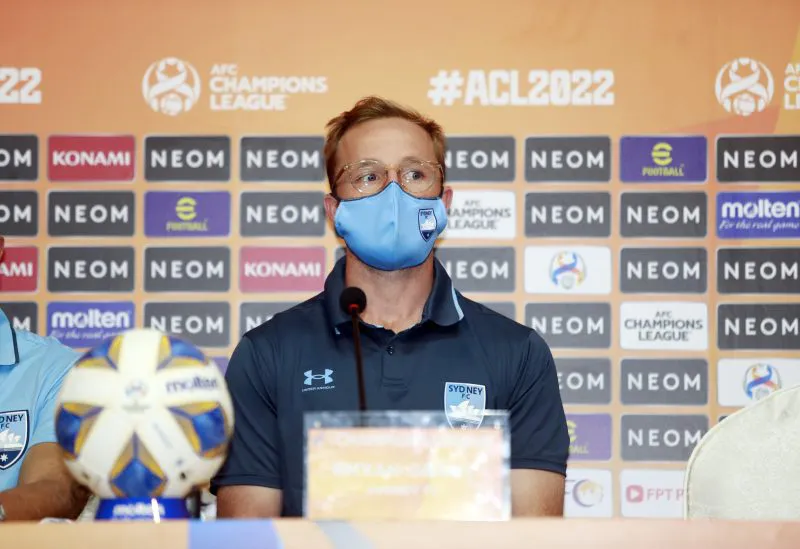 Họp báo AFC Champions League | HLV Kiatisak: ‘HAGL sẽ cố gắng có điểm” - Ảnh 3. Họp báo AFC Champions League | HLV Kiatisak: ‘HAGL sẽ cố gắng có điểm” - Ảnh 3.
