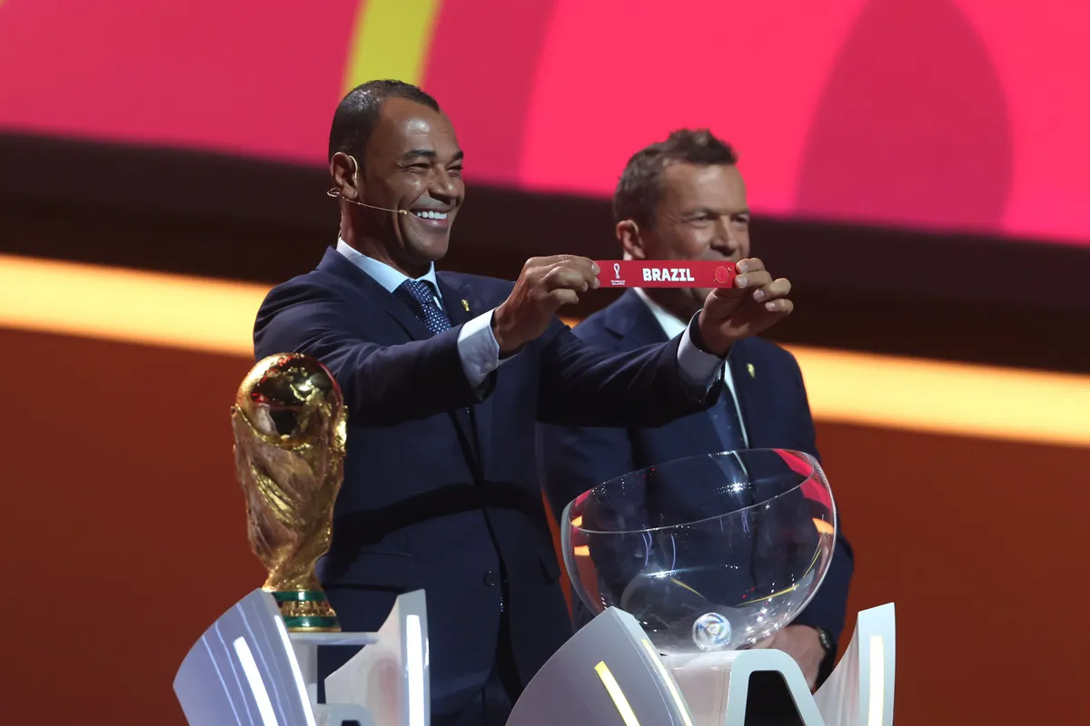 Những bảng đấu tại World Cup 2022 là chủ đề của báo chí thế giới - Ảnh 2. Những bảng đấu tại World Cup 2022 là chủ đề của báo chí thế giới - Ảnh 2.