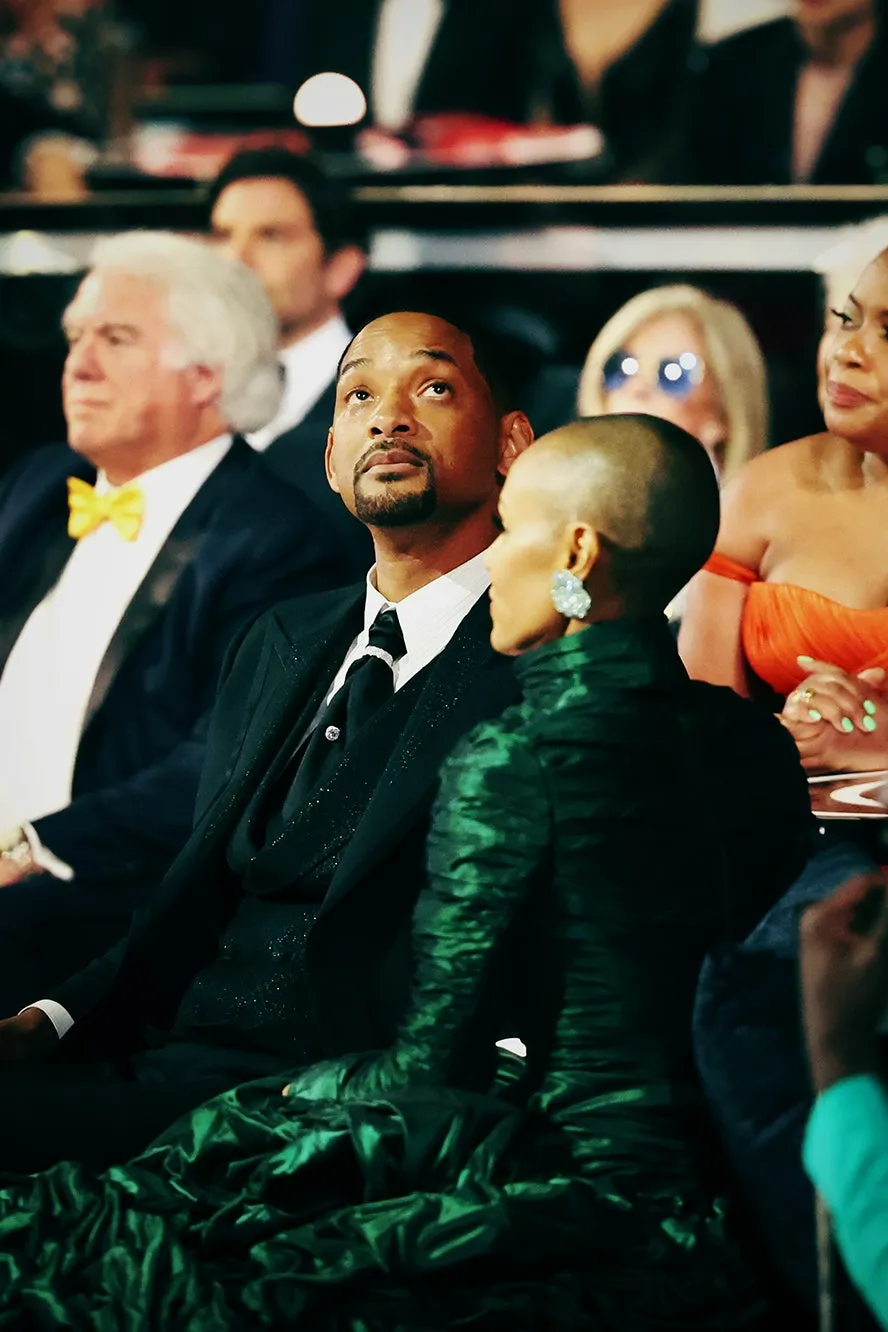 Will Smith rút khỏi Viện Hàn lâm sau phản ứng dữ dội từ cái tát tại Oscar - Ảnh 1.