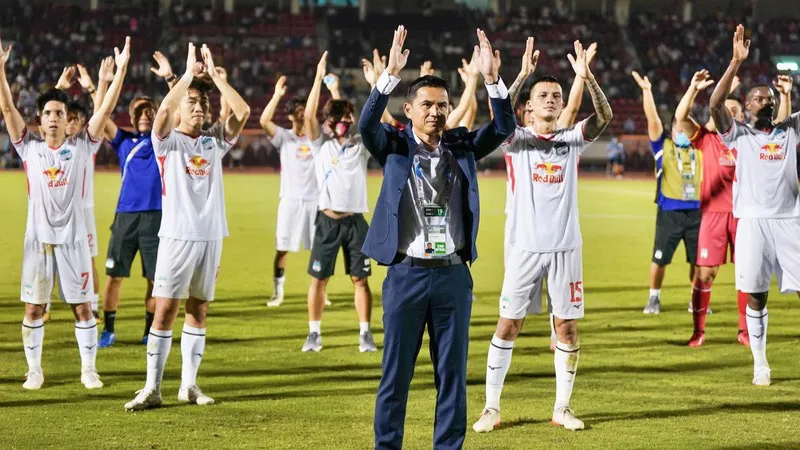 Hoàng Anh Gia Lai được thưởng nóng 200 triệu đồng sau trận hòa Sydney FC - Ảnh 1.