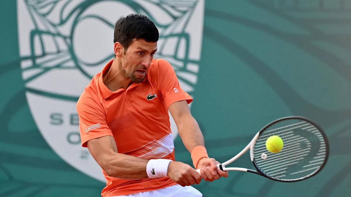 Novak Djokovic thắng trận đầu tiên sau 2 tháng - Ảnh 1. Novak Djokovic thắng trận đầu tiên sau 2 tháng - Ảnh 1.