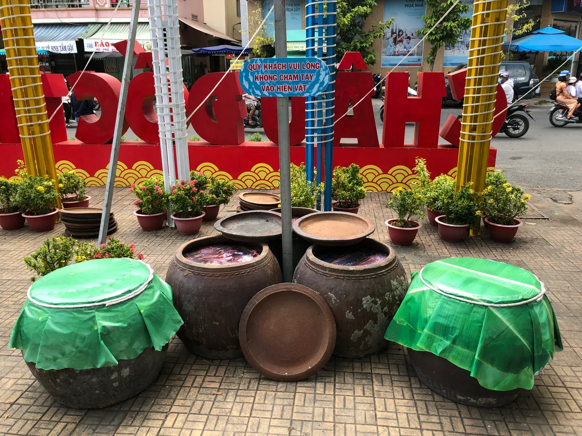 Ch&acirc;u Đốc lập kỷ lục c&oacute; nhiều cơ sở l&agrave;m mắm Nam bộ nhất Việt Nam - Ảnh 2.