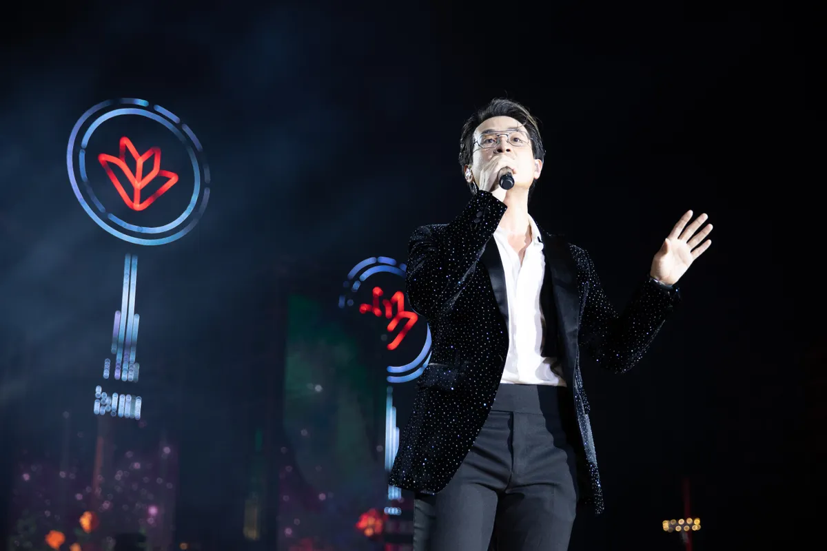 Đại nhạc hội Light Up Viet Nam do VPBank tổ chức b&ugrave;ng nổ với 3 triệu lượt xem livestream - Ảnh 13.