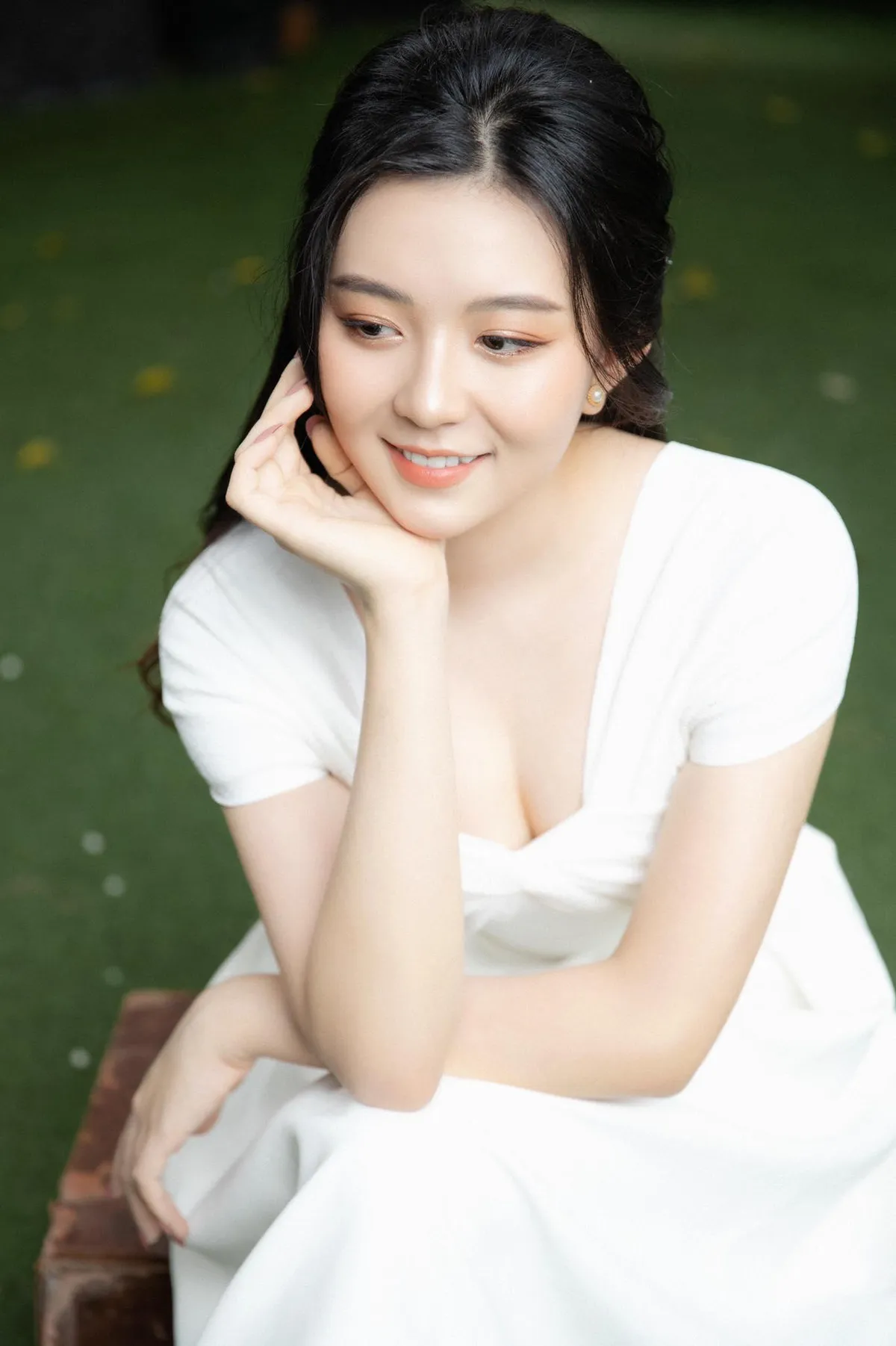 Người đẹp Miss World Vietnam Trần Mỹ Ngọc tiết lộ &yacute; định lấn s&acirc;n l&agrave;m MC - Ảnh 2.