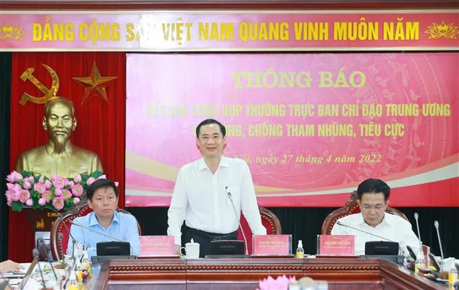 Xử lý tham nhũng, tiêu cực để lành mạnh hóa thị trường - Ảnh 1.