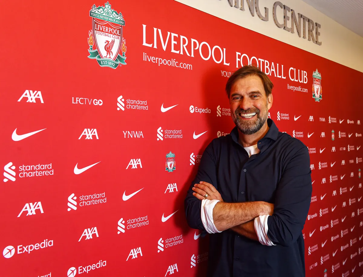 HLV Jurgen Klopp gia hạn hợp đồng thêm 2 năm cùng Liverpool - Ảnh 1. HLV Jurgen Klopp gia hạn hợp đồng thêm 2 năm cùng Liverpool - Ảnh 1.