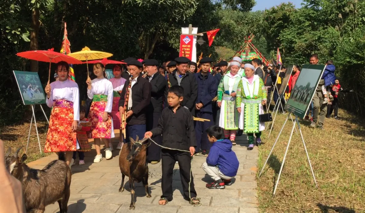 Những hoạt động vui chơi để tr&aacute;nh đ&aacute;m đ&ocirc;ng trong dịp nghỉ lễ 30/4 - 1/5 - Ảnh 1.