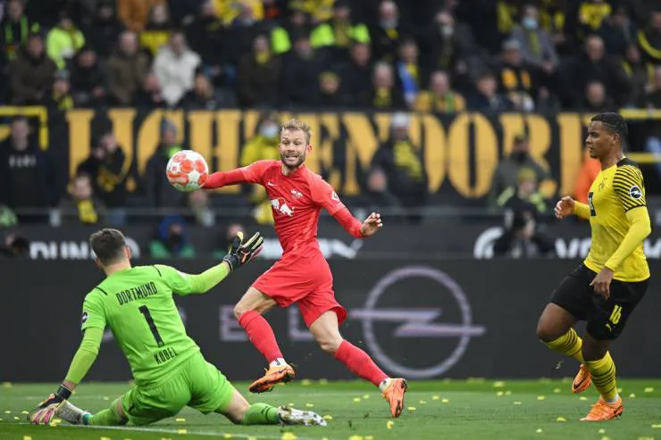 Thua toàn diện trước Leipzig, Dortmund bị Bayern bỏ xa 9 điểm - Ảnh 2. Thua toàn diện trước Leipzig, Dortmund bị Bayern bỏ xa 9 điểm - Ảnh 2.