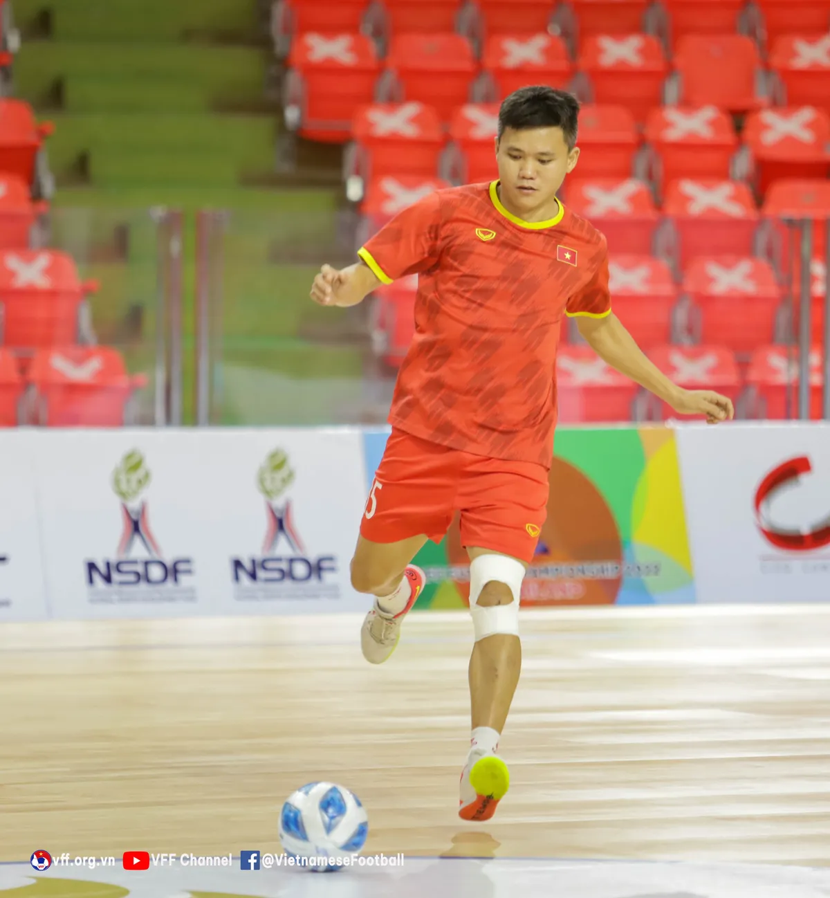 ĐT futsal Việt Nam chốt danh sách chính thức tham dự Giải futsal Đông Nam Á 2022 - Ảnh 3. ĐT futsal Việt Nam chốt danh sách chính thức tham dự Giải futsal Đông Nam Á 2022 - Ảnh 3.