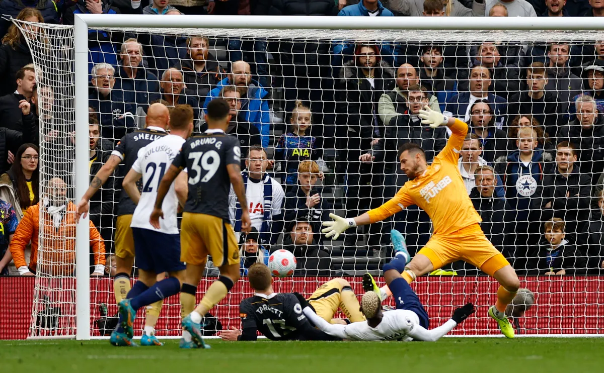 Tottenham 5-1 Newcastle: Ngược dòng ngoạn mục, Spurs tạm chiếm vị trí thứ 4 - Ảnh 2. Tottenham 5-1 Newcastle: Ngược dòng ngoạn mục, Spurs tạm chiếm vị trí thứ 4 - Ảnh 2.