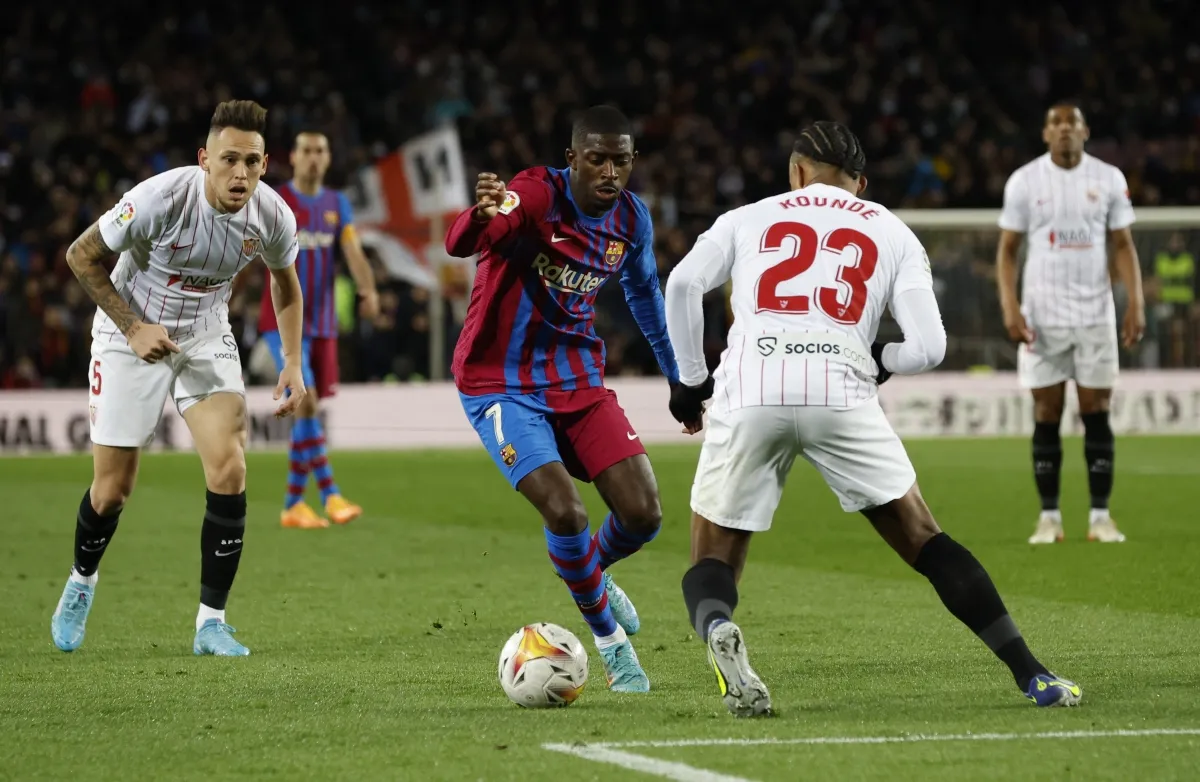 Barcelona tiếp tục chuỗi thăng hoa, thắng Sevilla để vươn lên bám sát ngôi đầu La Liga - Ảnh 1. Barcelona tiếp tục chuỗi thăng hoa, thắng Sevilla để vươn lên bám sát ngôi đầu La Liga - Ảnh 1.