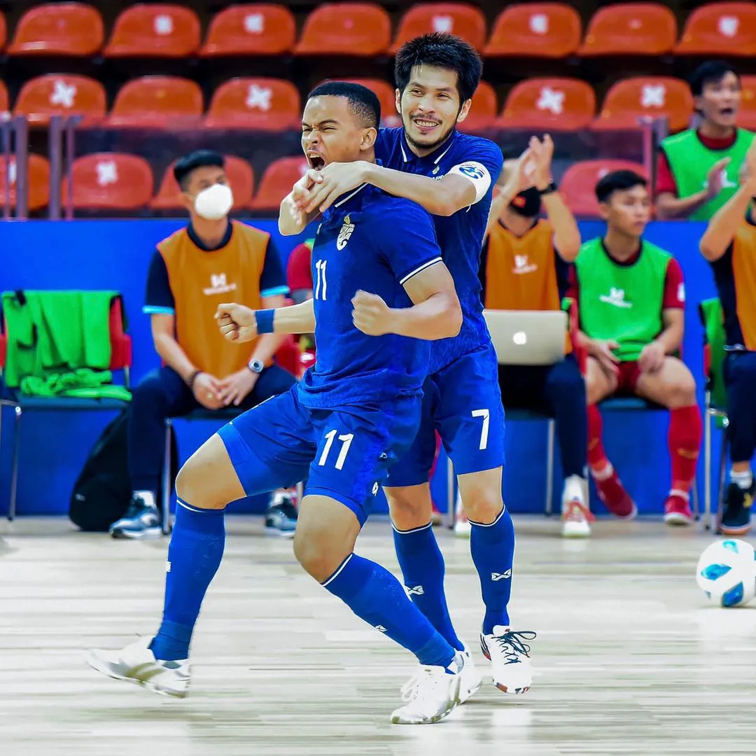 Thua Thái Lan tại bán kết, ĐT futsal Việt Nam gặp Myanmar trong trận tranh hạng Ba - Ảnh 1. Thua Thái Lan tại bán kết, ĐT futsal Việt Nam gặp Myanmar trong trận tranh hạng Ba - Ảnh 1.