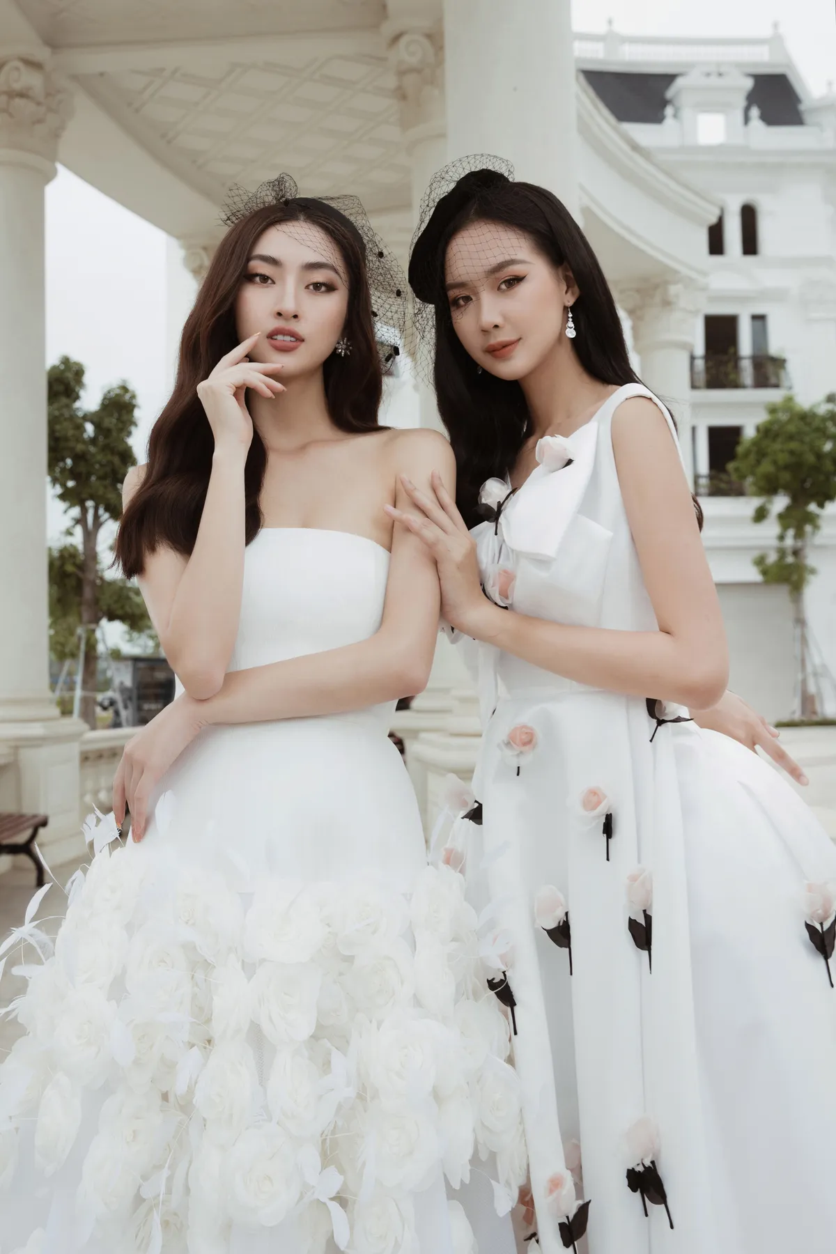 Hoa hậu Lương Thùy Linh đọ sắc bên mỹ nữ cao nhất Miss World Vietnam 2022 - Ảnh 1.